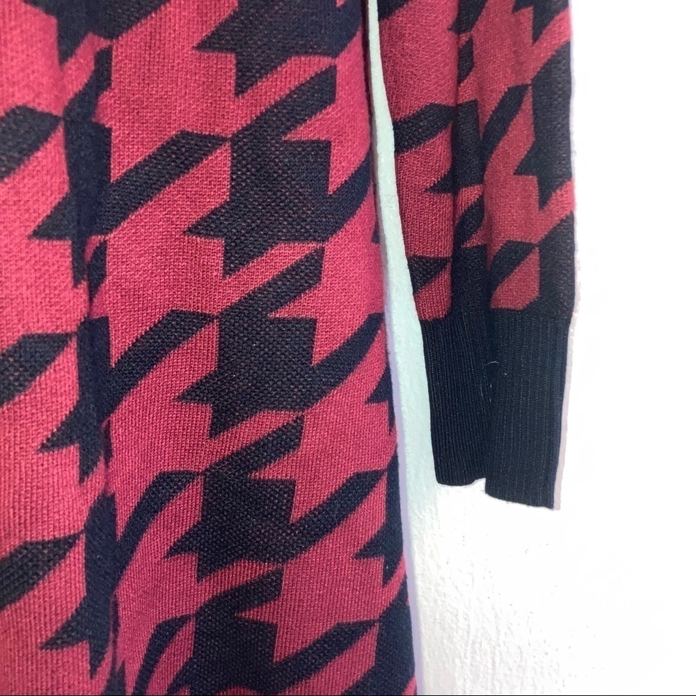 NWT Harlow & Rose Sweater Dress Large Houndstooth Print Red Black M - Picture 3 of 8